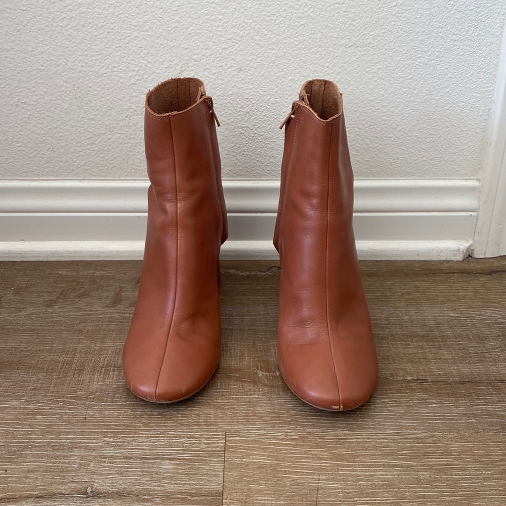 Ankle boot with heel. & other stories brand